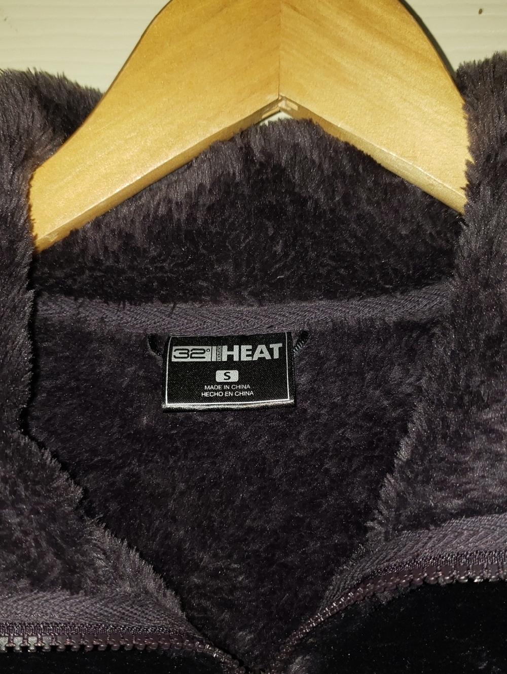 💘🖤💘 PURPLE 32 DEGREES HEAT PLUSH ZIP SOFT COZY VELOUR EGGPLANT JACKET NEW - Picture 5 of 14